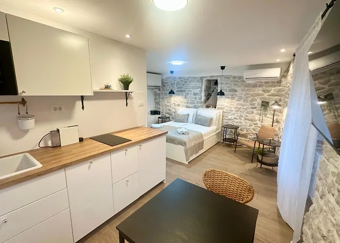 Апартаменти Mediteran Dream